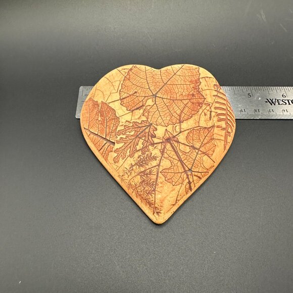 VTG Malabar Pottery Heart-Shaped Wall Pocket Vase - Picture 8 of 13